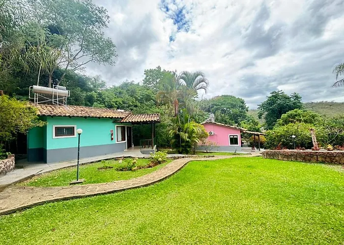 Chales Casa Rosa Alto Paraíso de Goiás